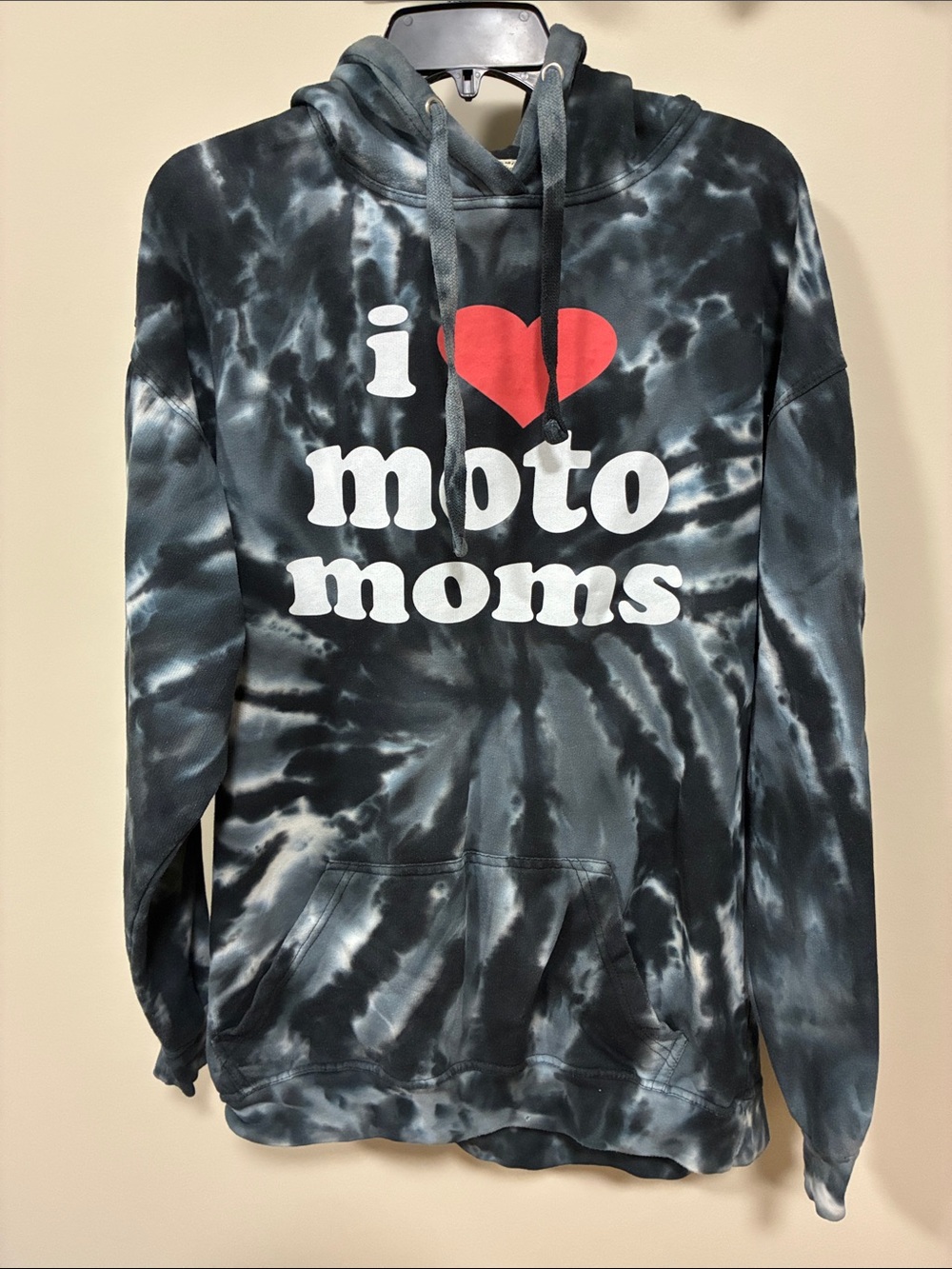 Jon Lauren Apparel long sleeve sweatshirt XL